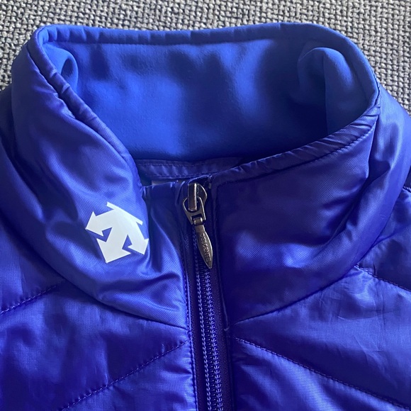 Descente Jackets & Blazers - Descente NWOT Puffer Vest Women Size 10 Perfect for Skiing or Layers